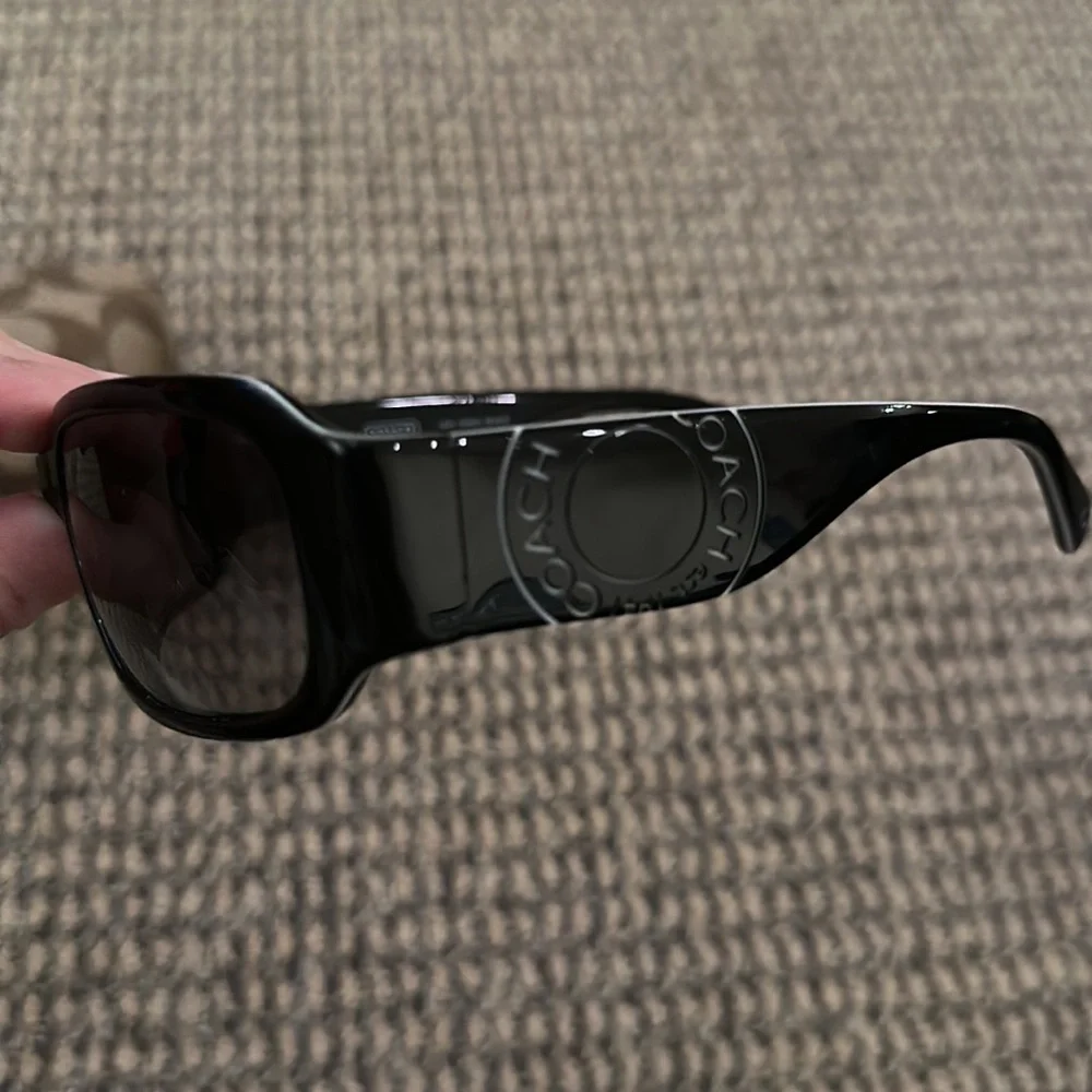 Coach sunglasses, black - Picture 3 of 4